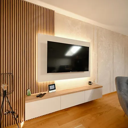Erna Apartment